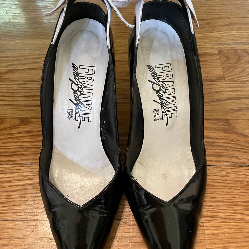 Beverly Feldman Women’s Shoes Size 7